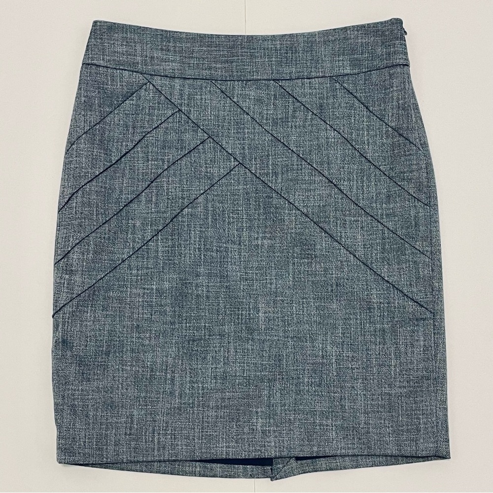 The Limited Light Blue Pleated Pencil Skirt Size 4